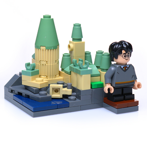 Custom Mini Wizard's School with Harry Potter Minifigure